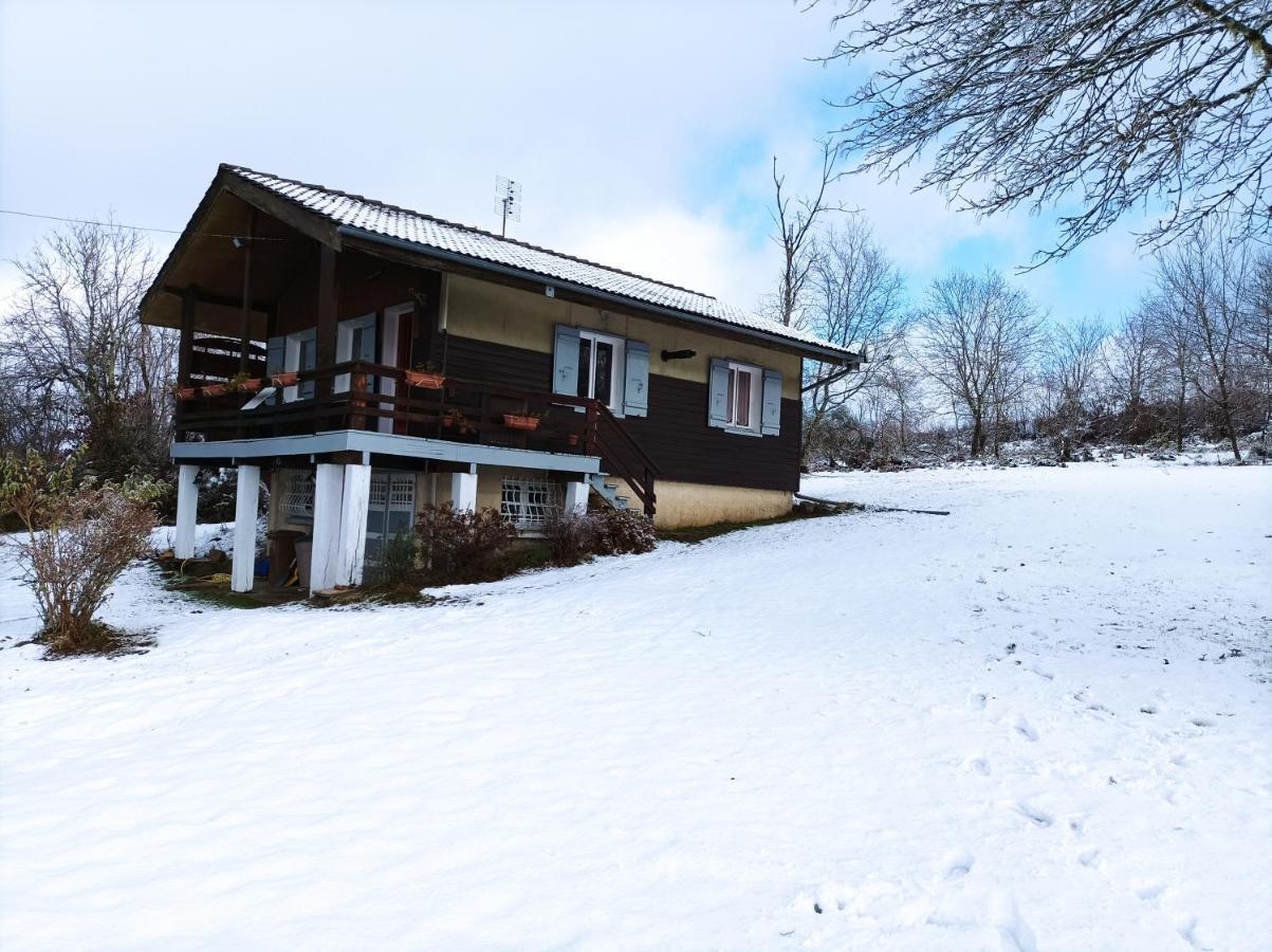 Chalet Deux Chambres Au Calme Saint-Brisson Екстериор снимка