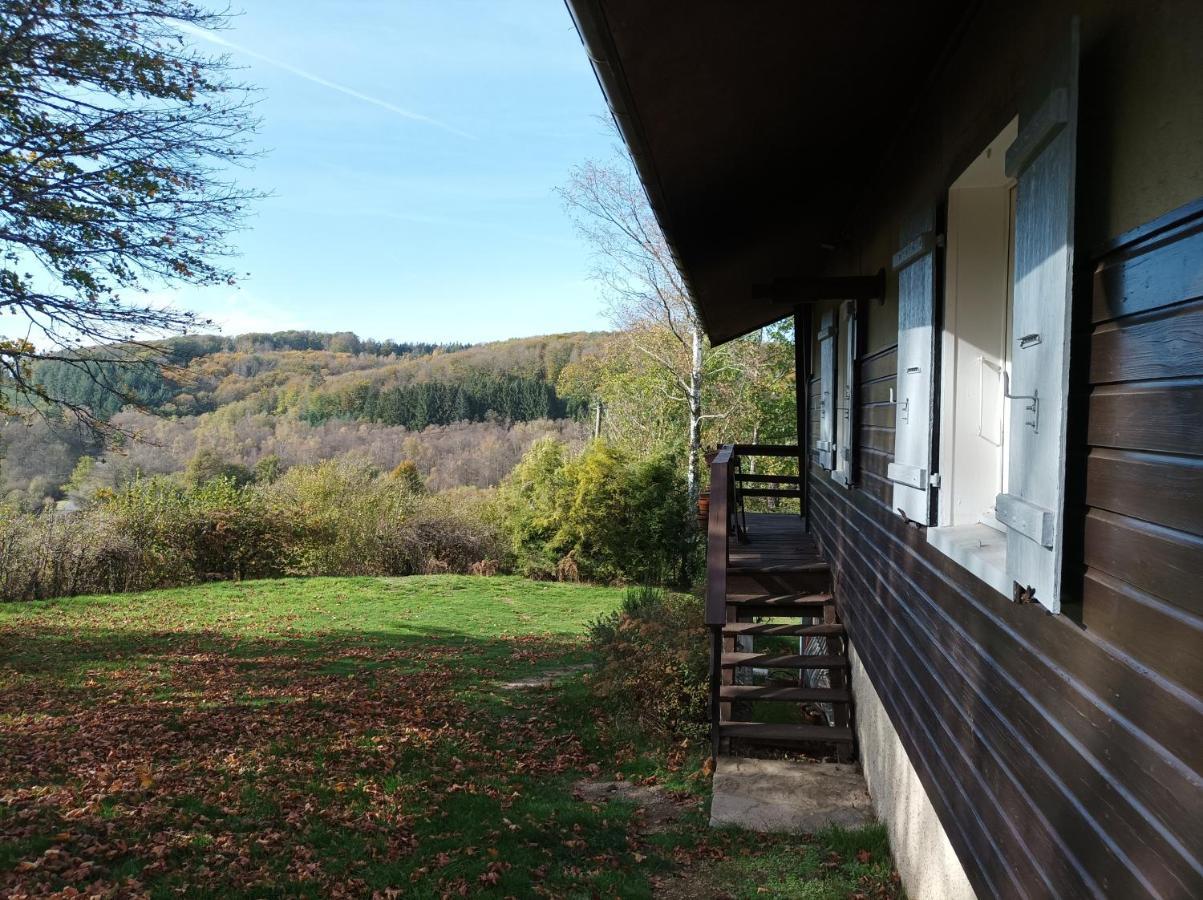 Chalet Deux Chambres Au Calme Saint-Brisson Екстериор снимка